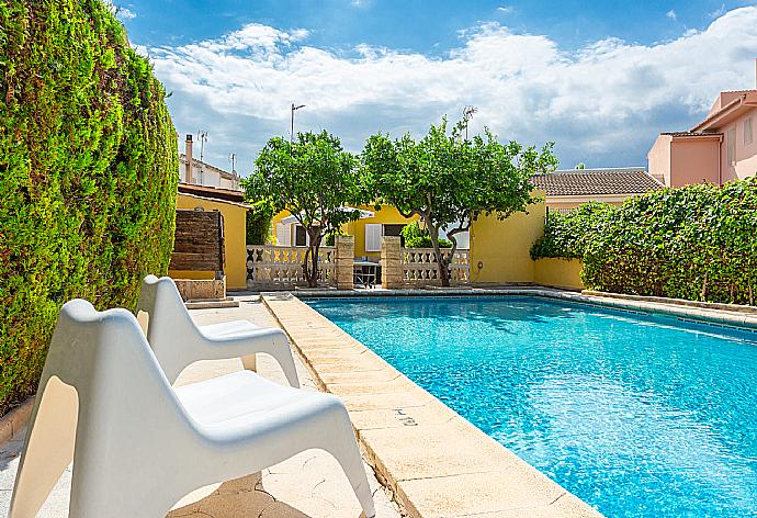 ,Beautiful villa with private pool and terrace . - Beach Villa Miguel . (Галерея фотографий) }}