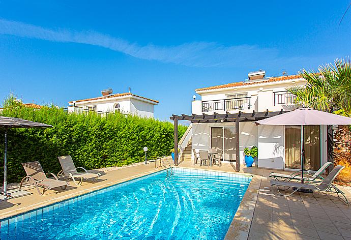 Beautiful villa with private pool and terrace . - Villa Altea . (Galleria fotografica) }}