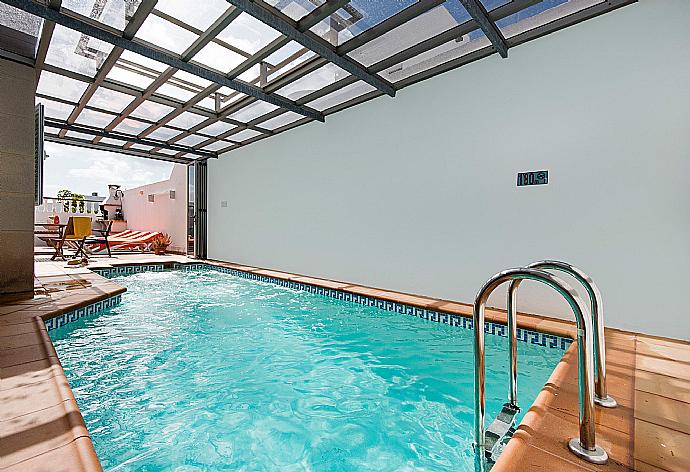 Terrace area and private pool . - Villa Amigamar . (Γκαλερί Φωτογραφιών) }}