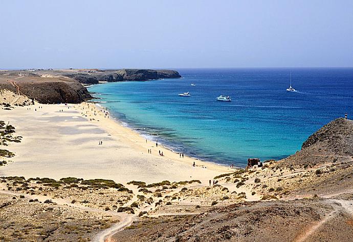 Playa Puerto Muelas . - Villa Tamia . (Fotogalerie) }}