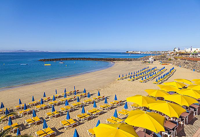 Playa Blanca . - Villa Calma . (Photo Gallery) }}
