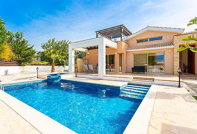 ,Beautiful villa with private pool, terrace, and garden . - Villa Thalassa . (Photo Gallery) }}