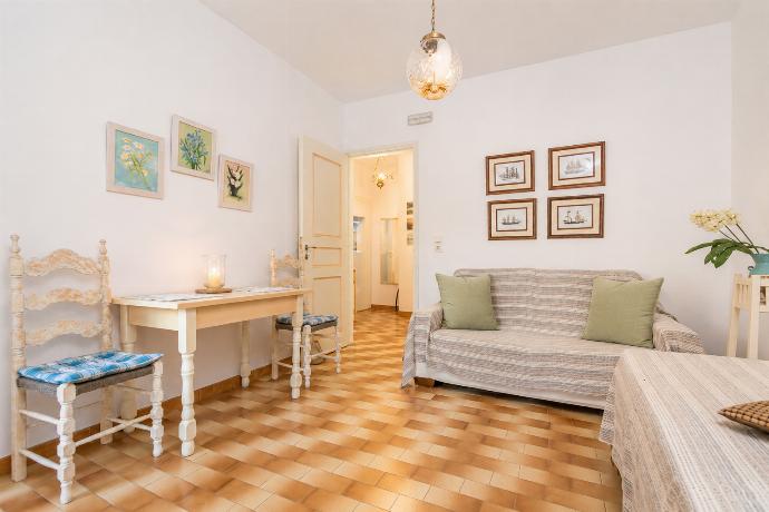 Effie Apartment