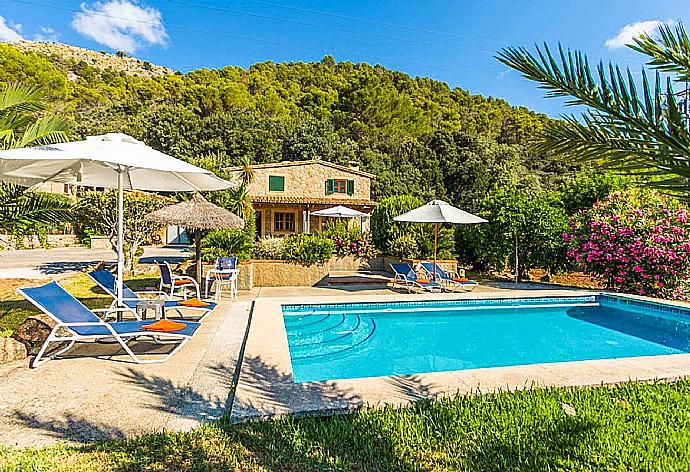 Beautiful villa with private pool and terrace . - Villa Cal Cristo . (Fotogalerie) }}