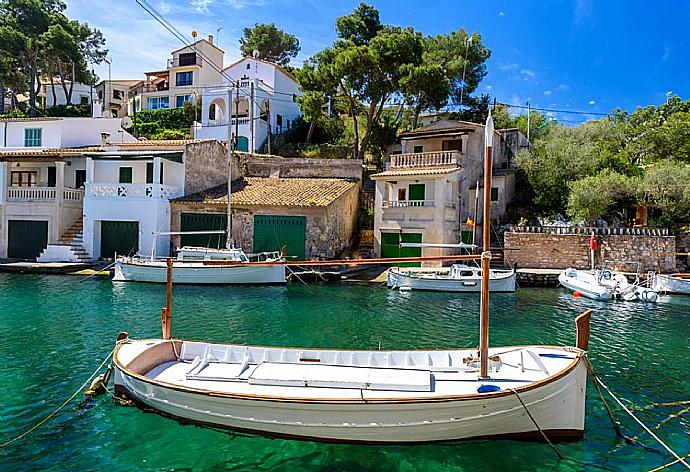 Cala Figuera . - Villa Cal Cristo . (Galería de imágenes) }}