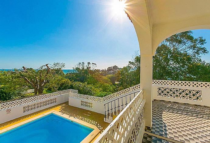 View from the terrace  . - Beach Villa Barreto . (Галерея фотографий) }}
