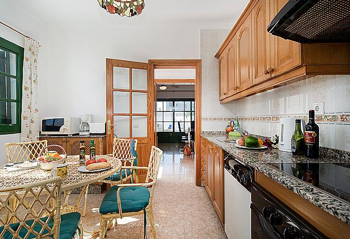 Villa Alegranza Kitchen