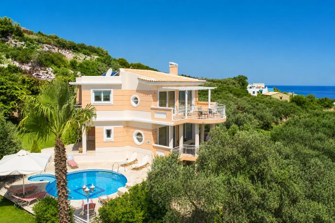 Play VILLA ASIMENIA Video