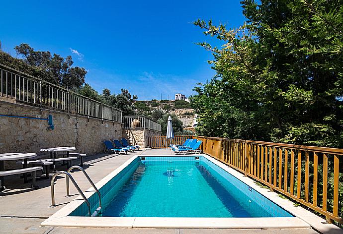 Private pool with terrace area . - Villa Fengari . (Photo Gallery) }}