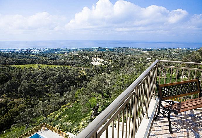Balcony with views . - Villa Fengari . (Photo Gallery) }}
