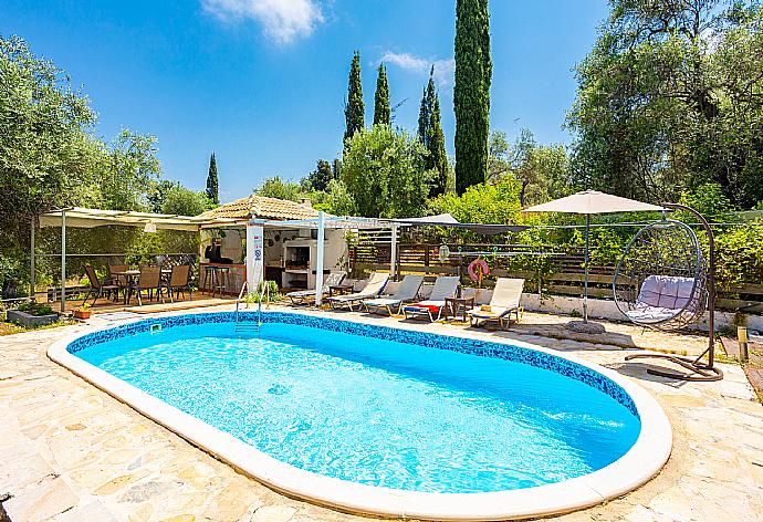 Private pool, terrace, and garden . - Villa Mavrikia . (Photo Gallery) }}