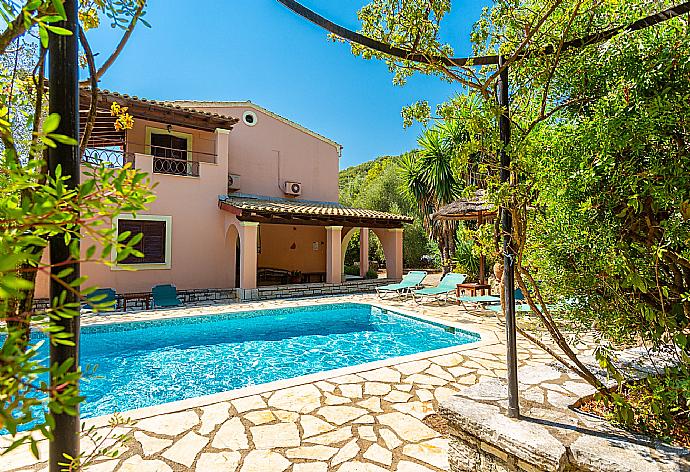 Beautiful villa with private pool and terrace . - Villa Apollo . (Galerie de photos) }}