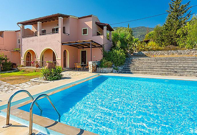 ,Beautiful villa with private pool and terrace with panoramic sea views . - Villa Luisa . (Photo Gallery) }}