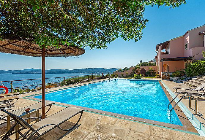 Beautiful villa with private pool and terrace with panoramic sea views . - Villa Luisa . (Galería de imágenes) }}