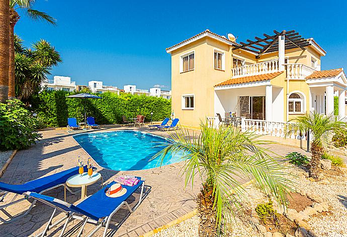 Beautiful villa with private pool and terrace . - Villa Anastasia . (Photo Gallery) }}