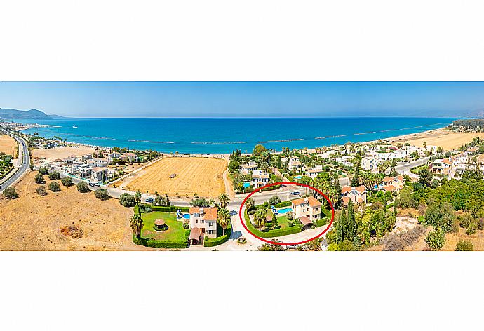 Aerial view showing location of Villa Halima Fostira . - Villa Halima Fostira . (Galerie de photos) }}