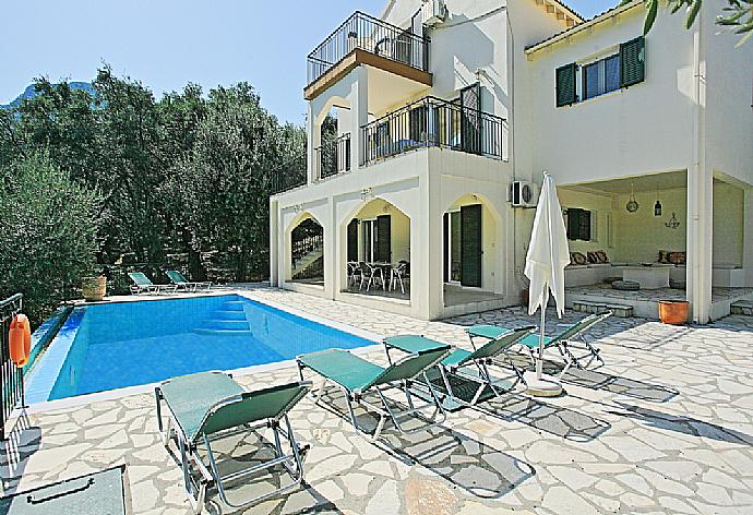 Private pool with terrace area . - Villa Eleonas . (Photo Gallery) }}