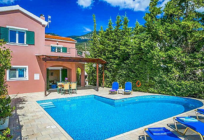 ,Beautiful villa with private pool and terrace . - Villa Thalia Katerina . (Galleria fotografica) }}