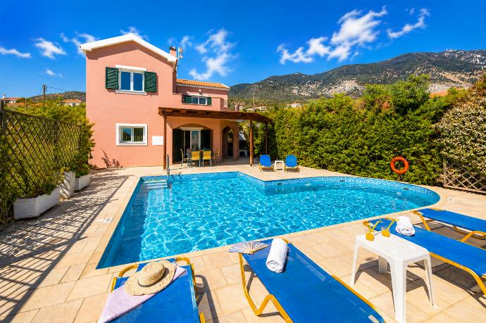 Beautiful villa with private pool and terrace with sea views . - Villa Thalia Katerina . (Galleria fotografica) }}