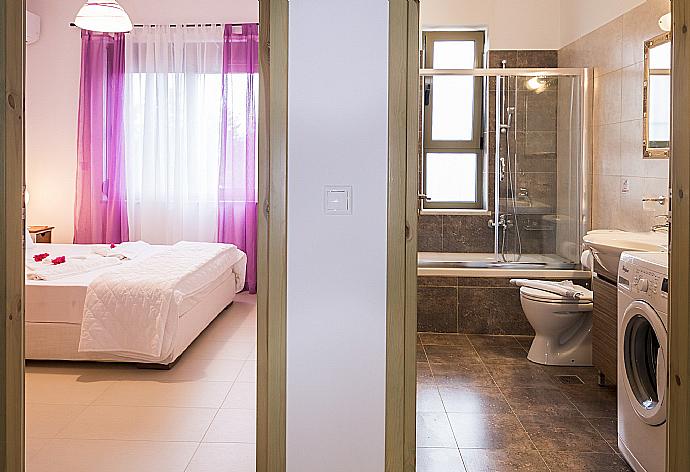 Villa Arda Bathroom