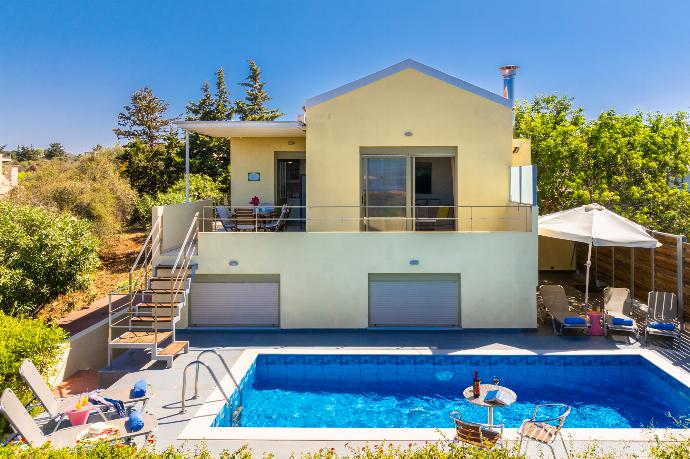 Beautiful villa with private pool and terrace . - Villa Litsa . (Galería de imágenes) }}