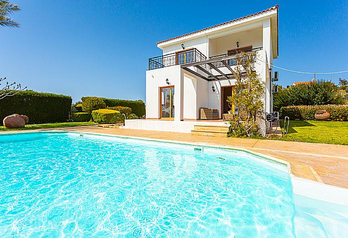 Beautiful villa with private pool, terrace, and garden with panoramic sea views . - Villa Pelagos . (Galería de imágenes) }}