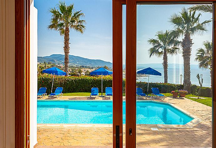 Sea views from living room . - Villa Pelagos . (Galería de imágenes) }}