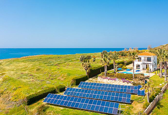 Aerial view of Villa Pelagos . - Villa Pelagos . (Galleria fotografica) }}