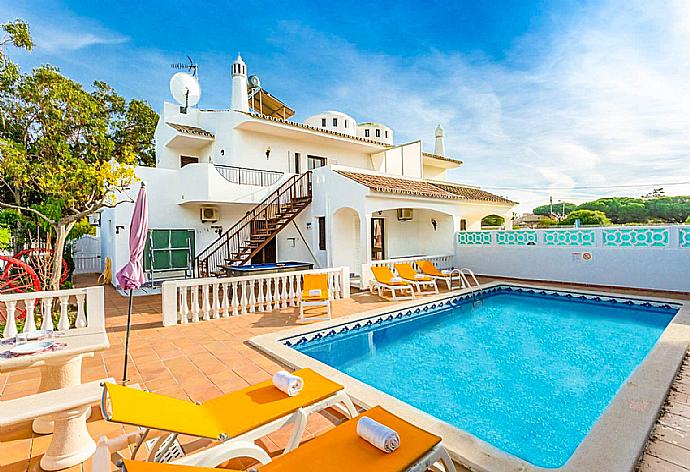 ,Beautiful villa with private pool and terrace . - Villa Coelho . (Galerie de photos) }}
