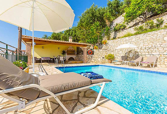 Private pool and terrace with panoramic sea views . - Villa Aris . (Photo Gallery) }}