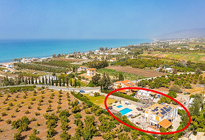 Aerial view showing location of Villa Xenios Dias . - Villa Xenios Dias . (Photo Gallery) }}