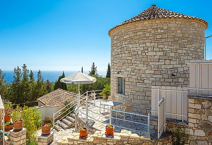 Beautiful villa with terrace area with sea views . - Villa Windmill . (Galería de imágenes) }}