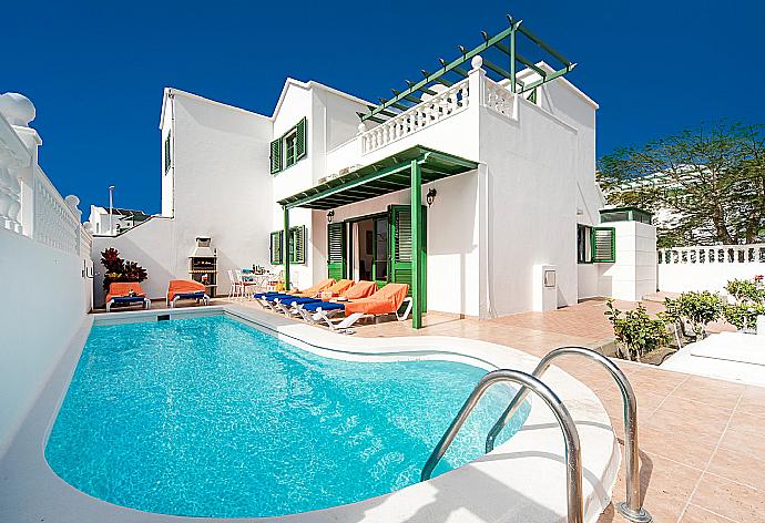 ,Beautiful Villa with Private Pool and Terrace . - Villa Isla De Lobos . (Galerie de photos) }}