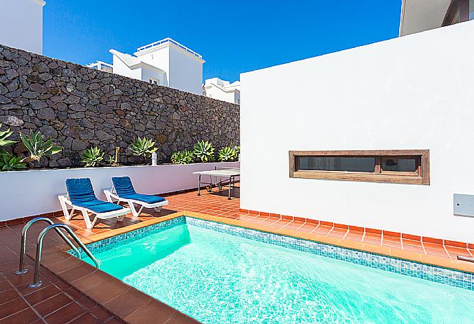 Private pool and terrace . - Villa Julianne 2 . (Photo Gallery) }}