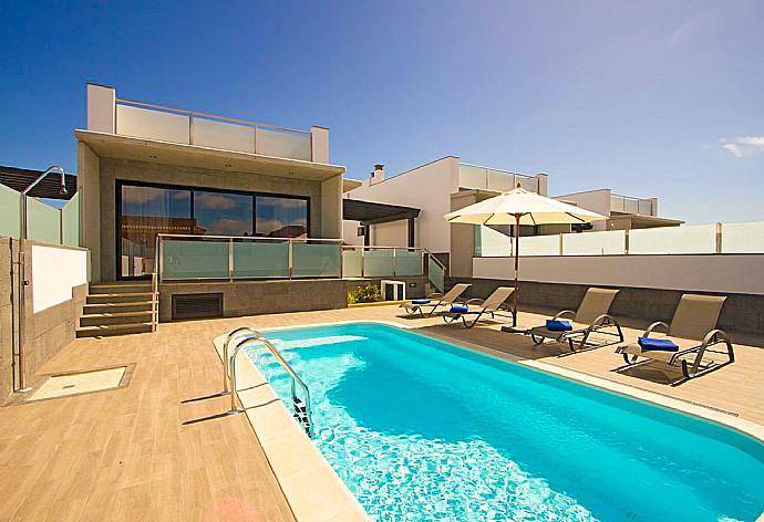  . - Villa Dream Dos . (Photo Gallery) }}