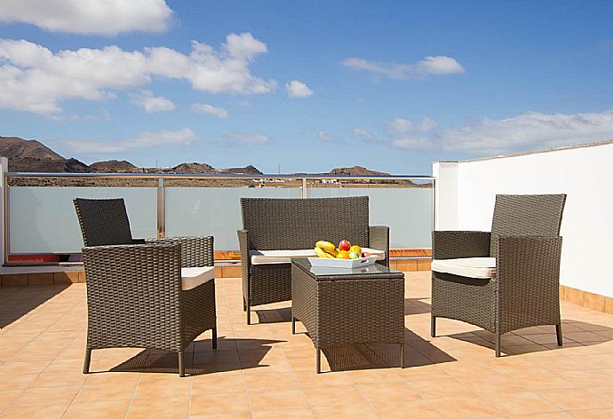,Roof terrace . - Villa Dream Tres . (Galería de imágenes) }}