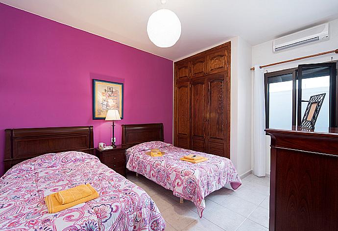 Twin bedroom with A/C . - Villa Tuco . (Photo Gallery) }}