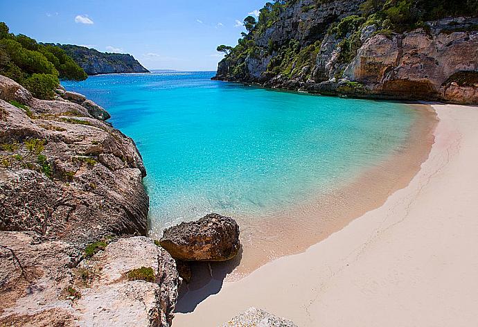 Cala Macarelleta . - Villa Toymi . (Галерея фотографий) }}