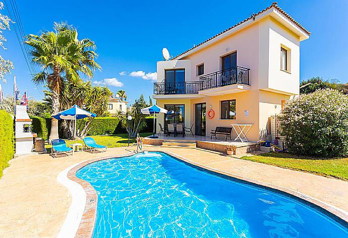 ,Beautiful villa with private pool, terrace, and garden . - Villa Halima Georgios . (Fotogalerie) }}