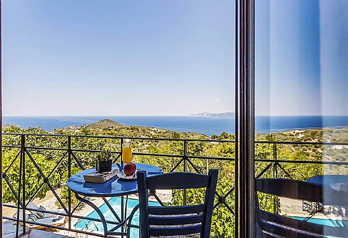 Beautiful view from the terrace . - Villa Raches . (Galería de imágenes) }}