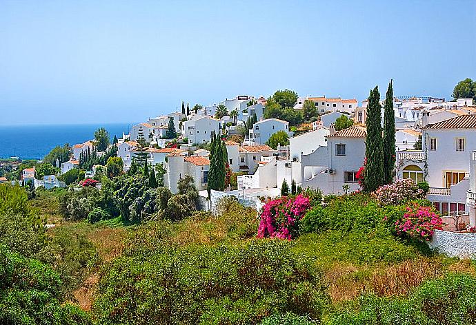 Aerial View . - Villa Maravillas . (Photo Gallery) }}