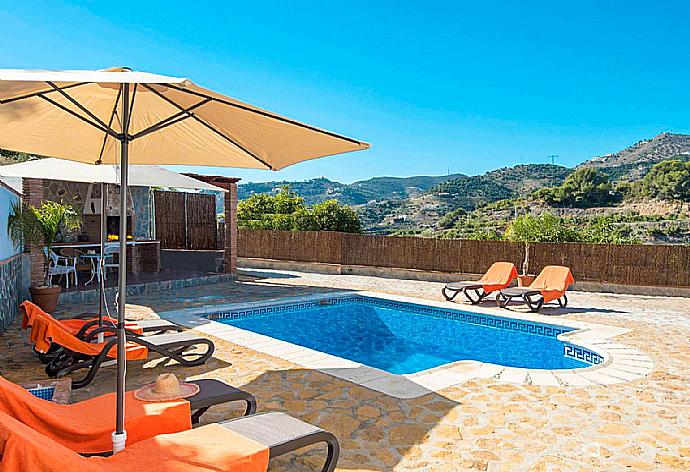 Beautiful villa with private pool and terrace . - Villa Maravillas . (Photo Gallery) }}