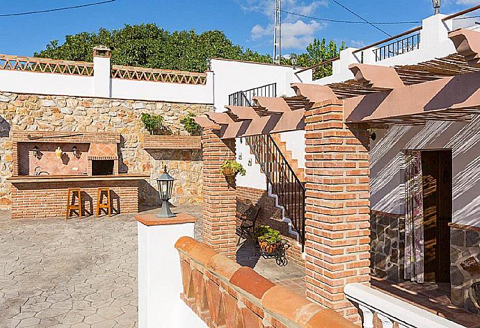 Outdoor kitchenette with BBQ area . - Villa Naiara . (Photo Gallery) }}