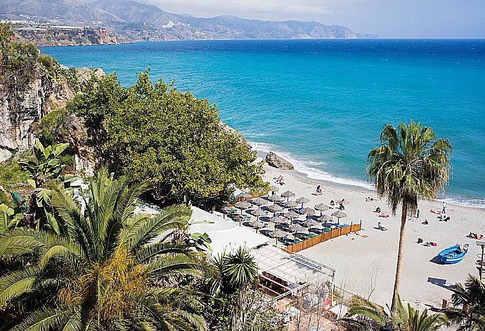 Playa Nerja . - Villa Elvira . (Galería de imágenes) }}