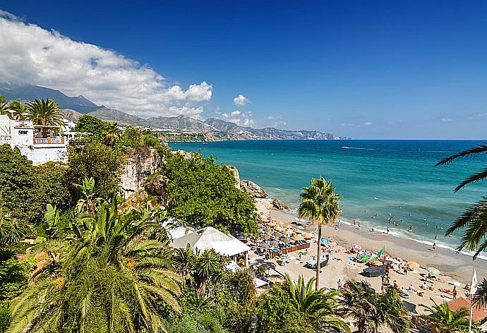 Playa Nerja . - Villa Elvira . (Galerie de photos) }}