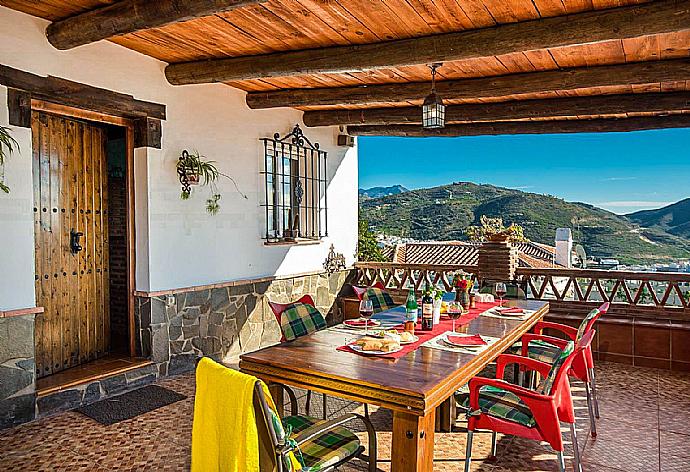 Terrace with BBQ . - Villa Elvira . (Galería de imágenes) }}