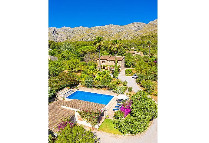 Aerial view of Villa Cal Papa . - Villa Cal Papa . (Galería de imágenes) }}