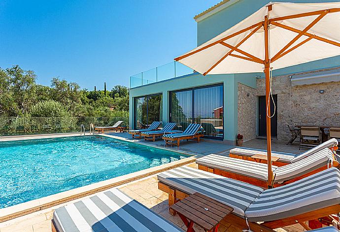 Beautiful villa with private pool and terrace . - Villa Eleanna . (Galleria fotografica) }}