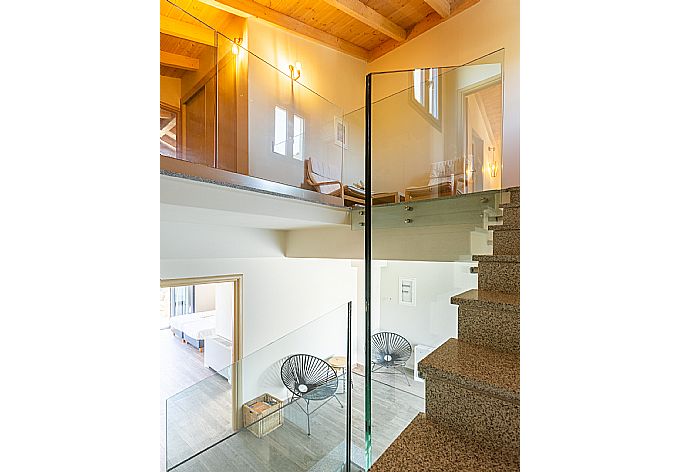 Stairway . - Villa Eleanna . (Photo Gallery) }}