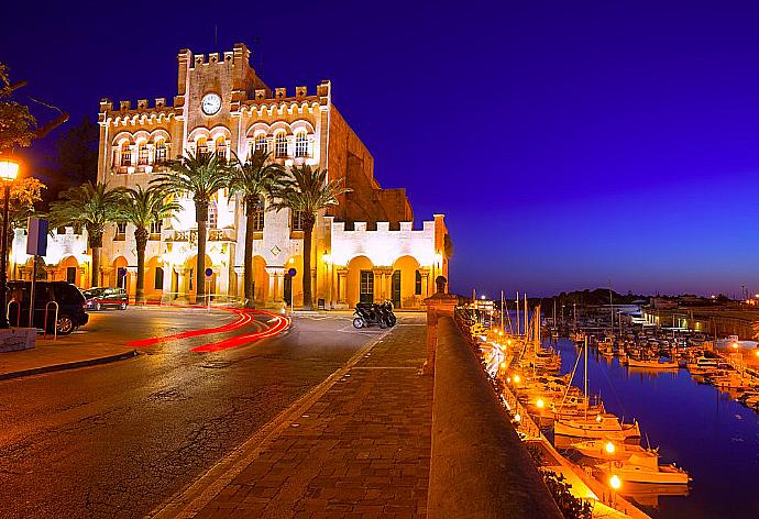 Town Hall, Puerto De Ciutadella  . - Villa Iris . (Photo Gallery) }}